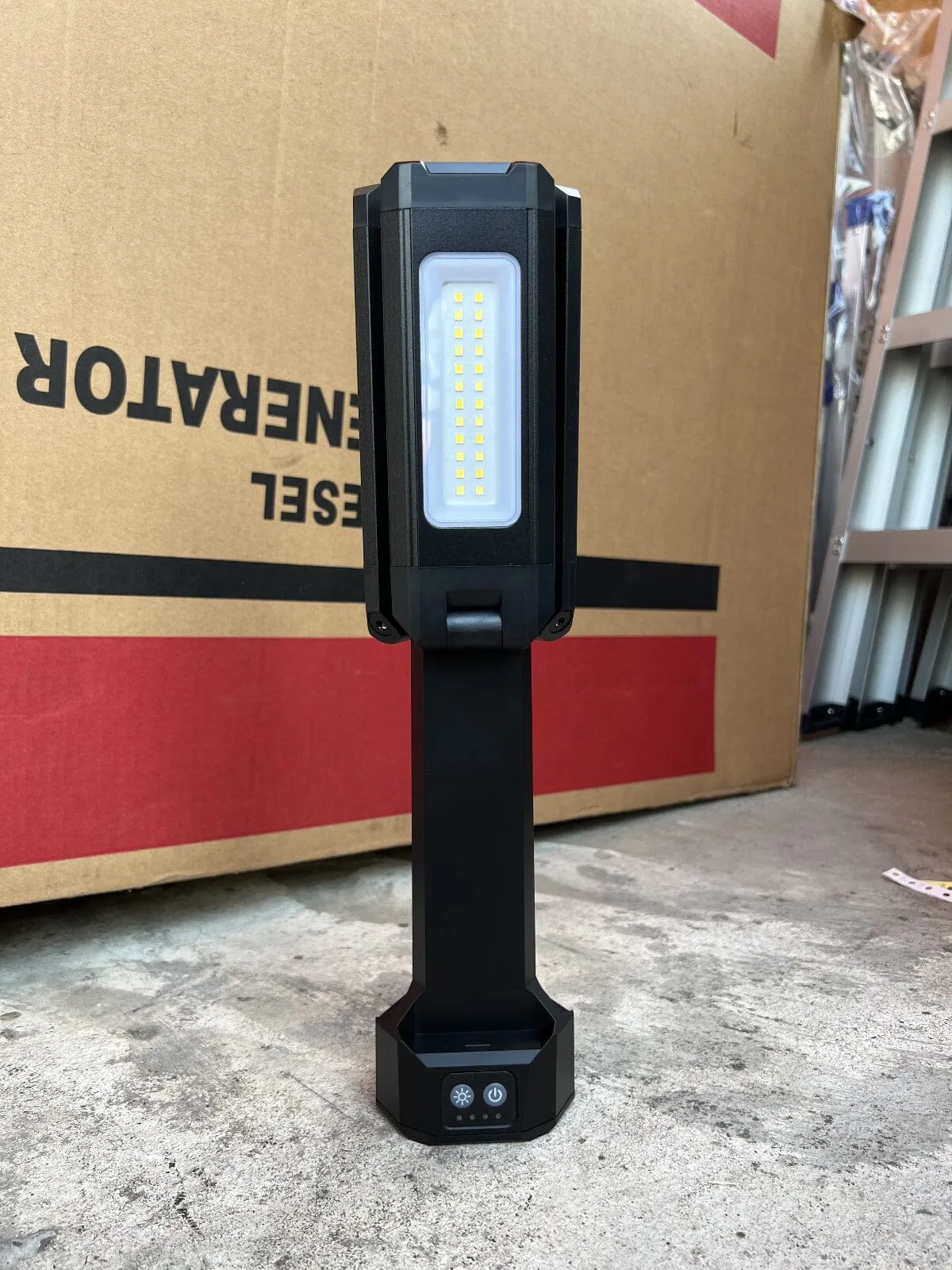 AIKO LED PORTABLE WORKLIGHT 2000LM WITHOUT TRIPOD | Model: LED-ZF6931