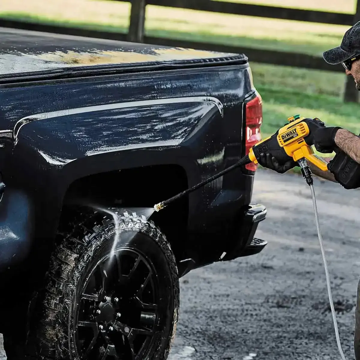 DeWalt 20V Max Cordless Power Cleaner