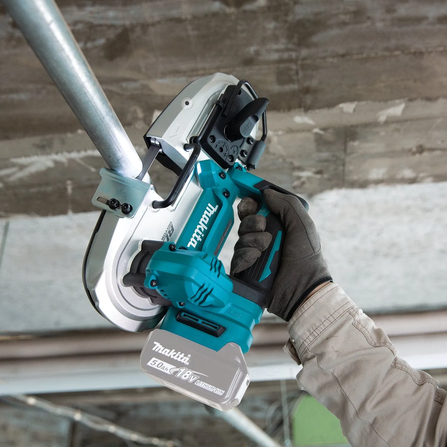 Makita (XBP04Z) 18V Compact Brushless Cordless Band Saw, Tool Only