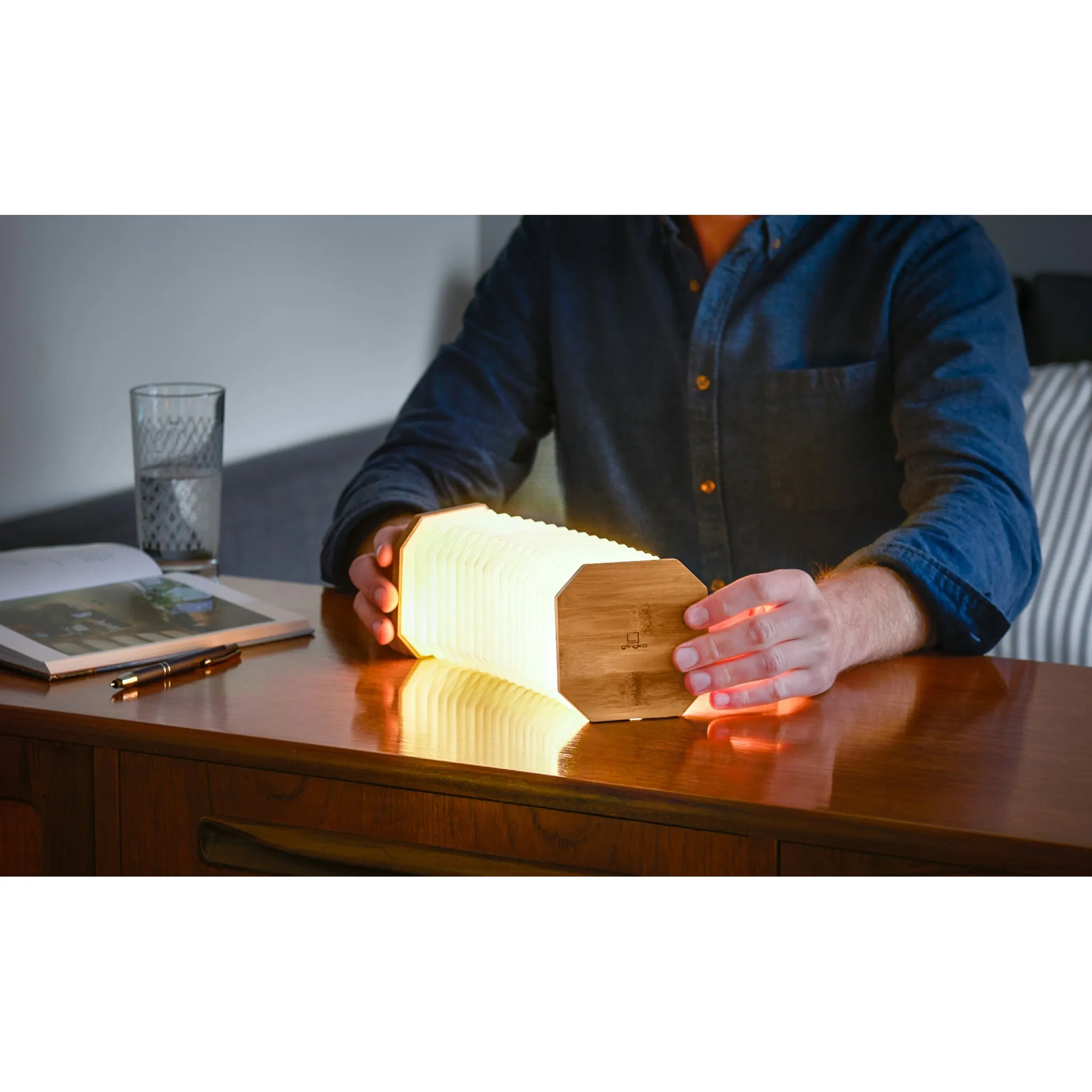 Smart Accordion Lamp - Bamboo