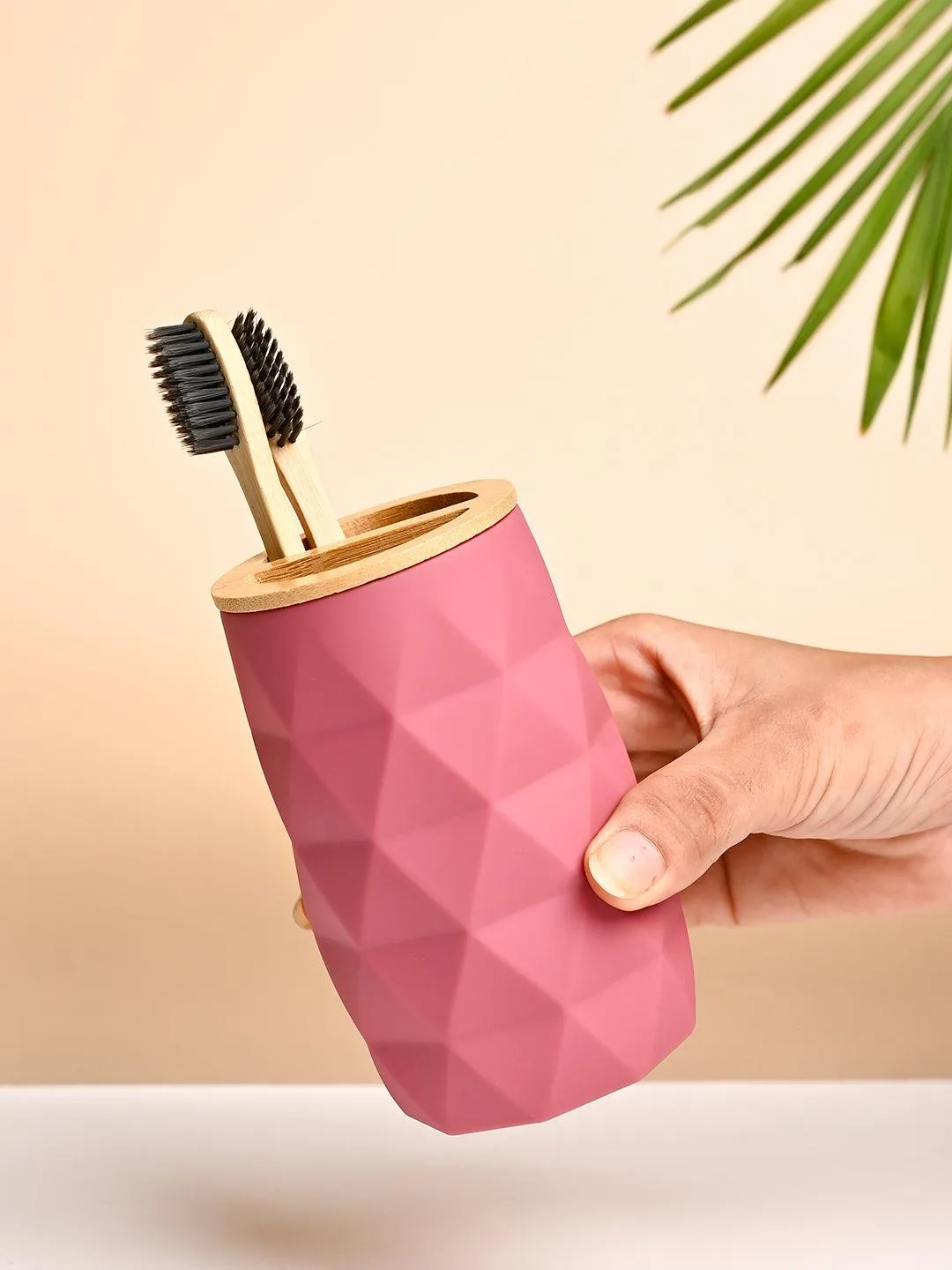 VON CASA Pink Toothbrush Holder